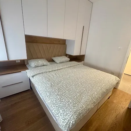 Apartmangrandtrade By Termax Διαμέρισμα Μπάνια Λούκα